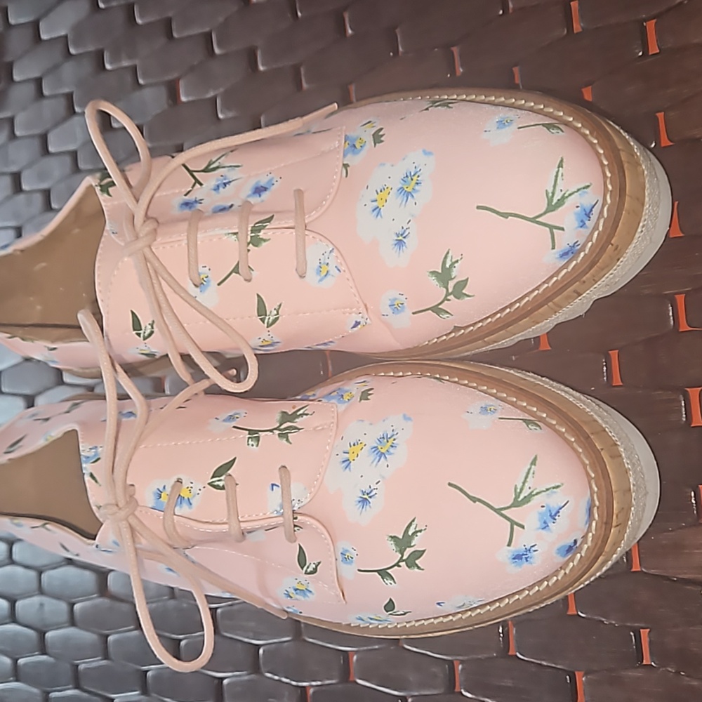 Jane And The Shoe Pink Floral Ladies Shoe Size 10